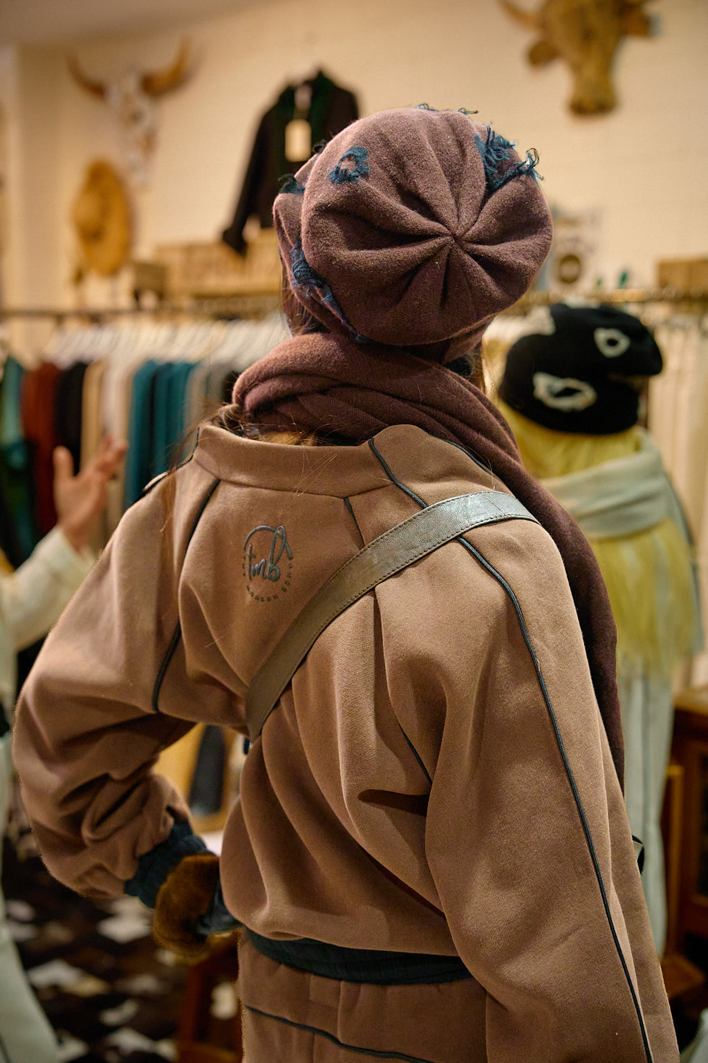 ECAPADE Leisure Tracksuit - Umber