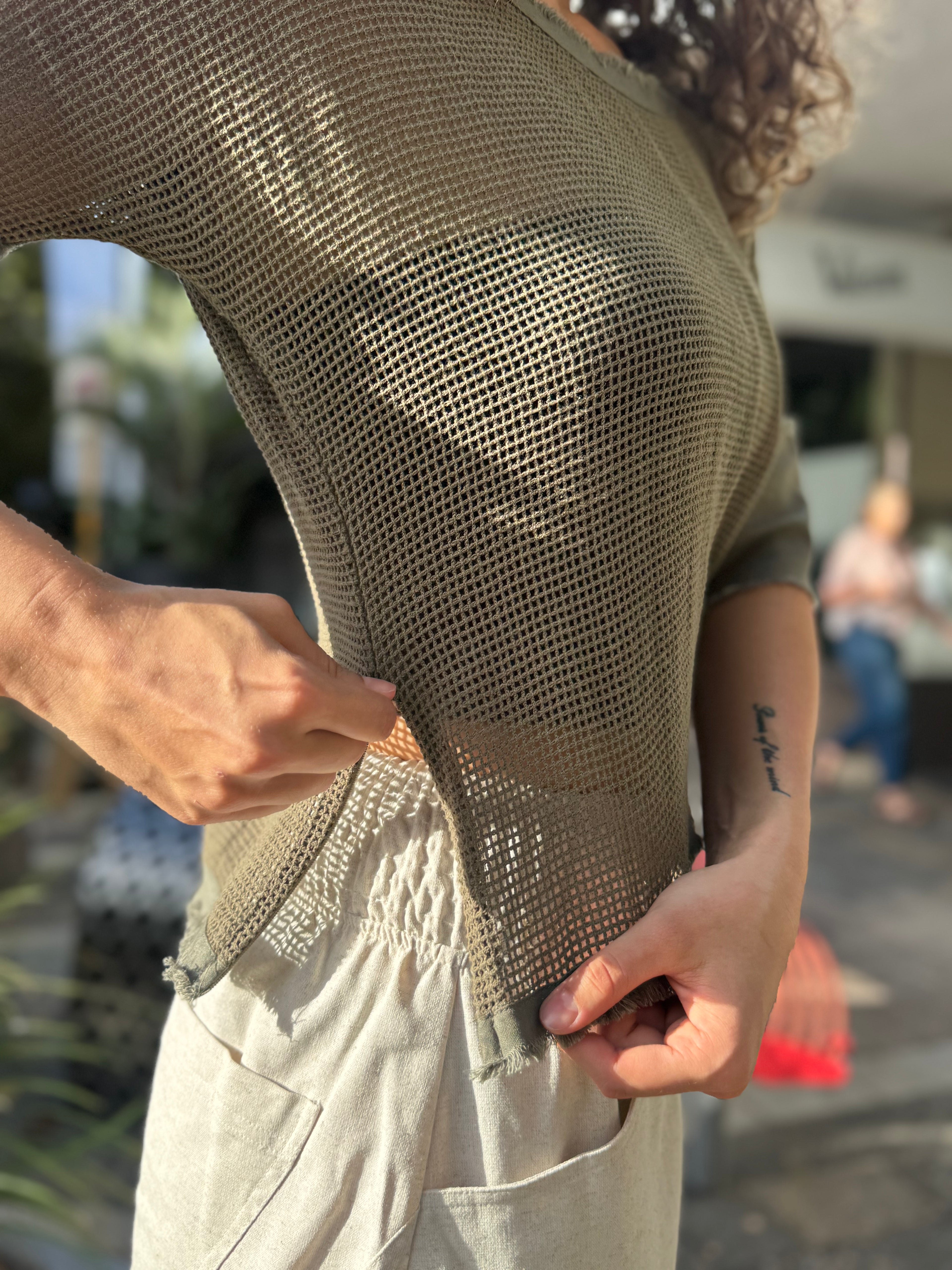 'Isla' Zip Mesh Top