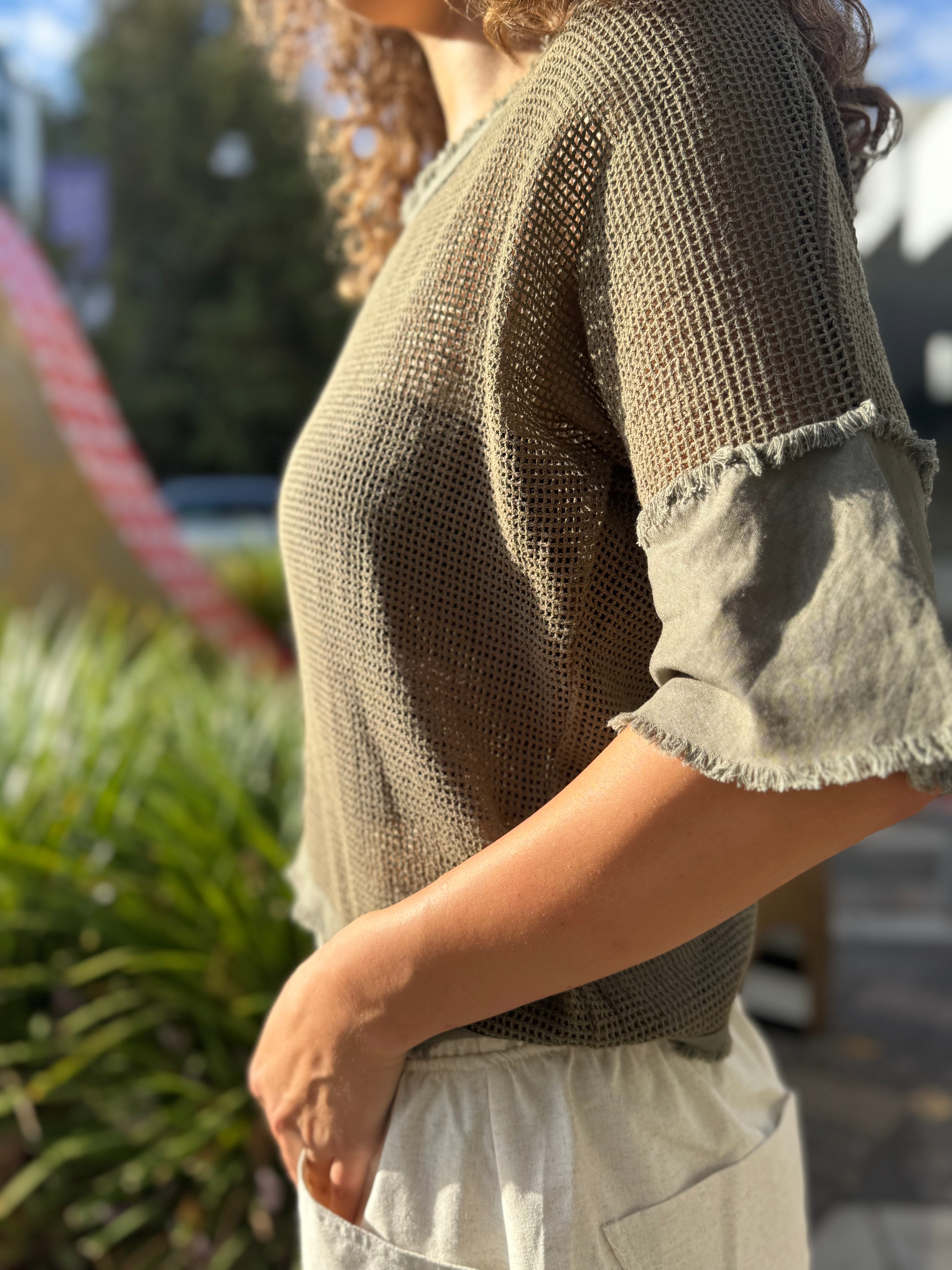 'Isla' Zip Mesh Top