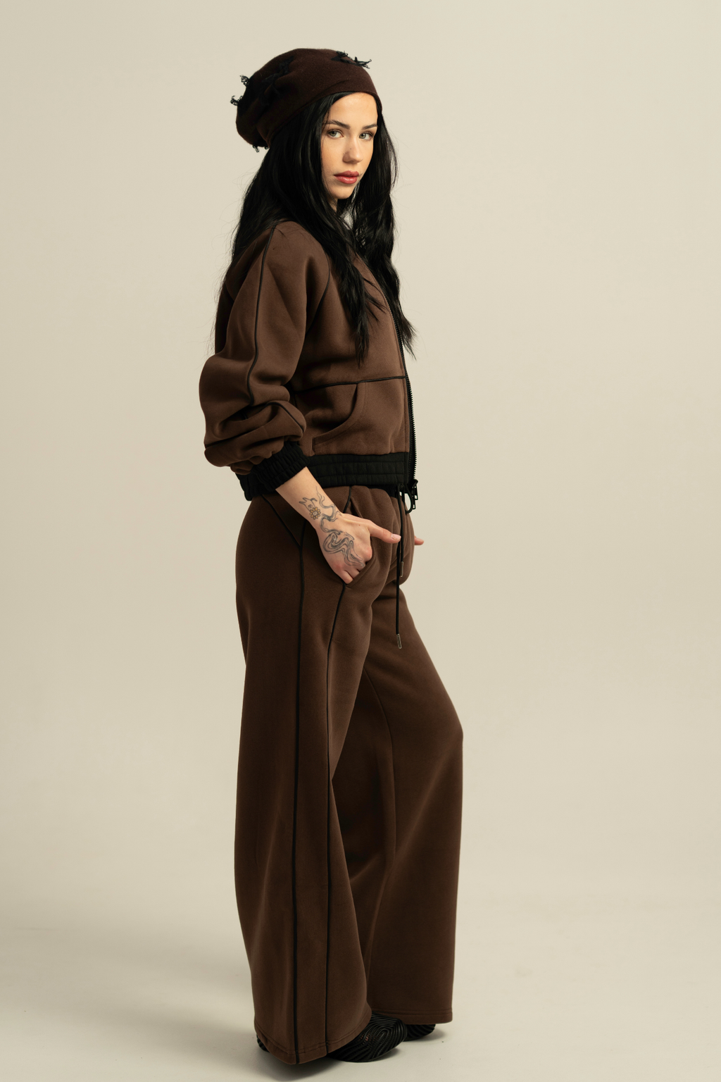 ECAPADE Leisure Tracksuit - Umber