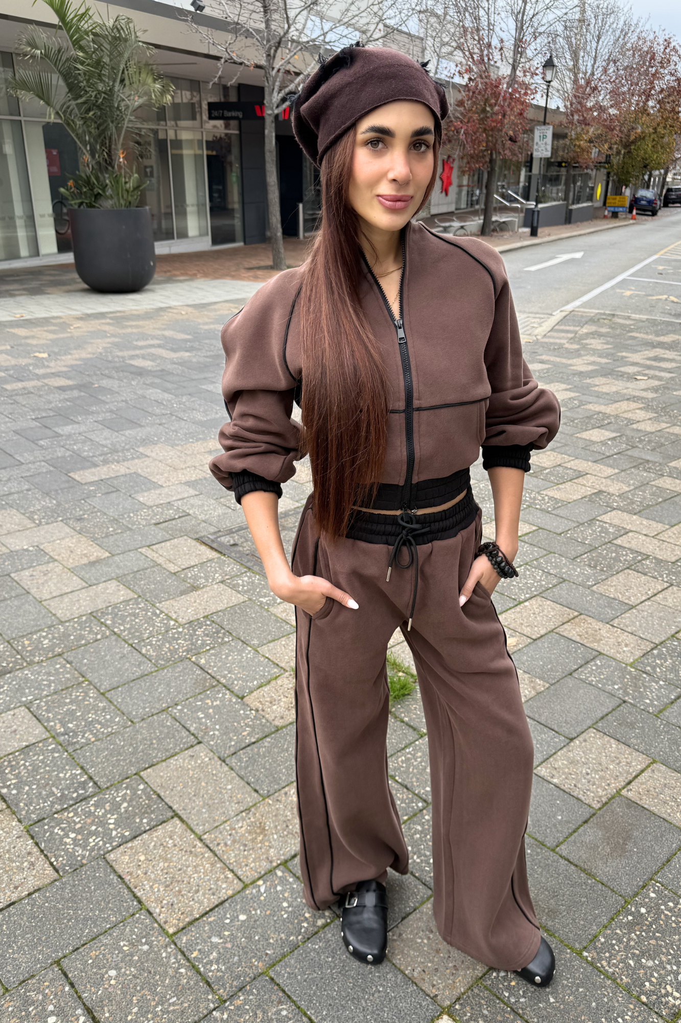 ECAPADE Leisure Tracksuit - Umber