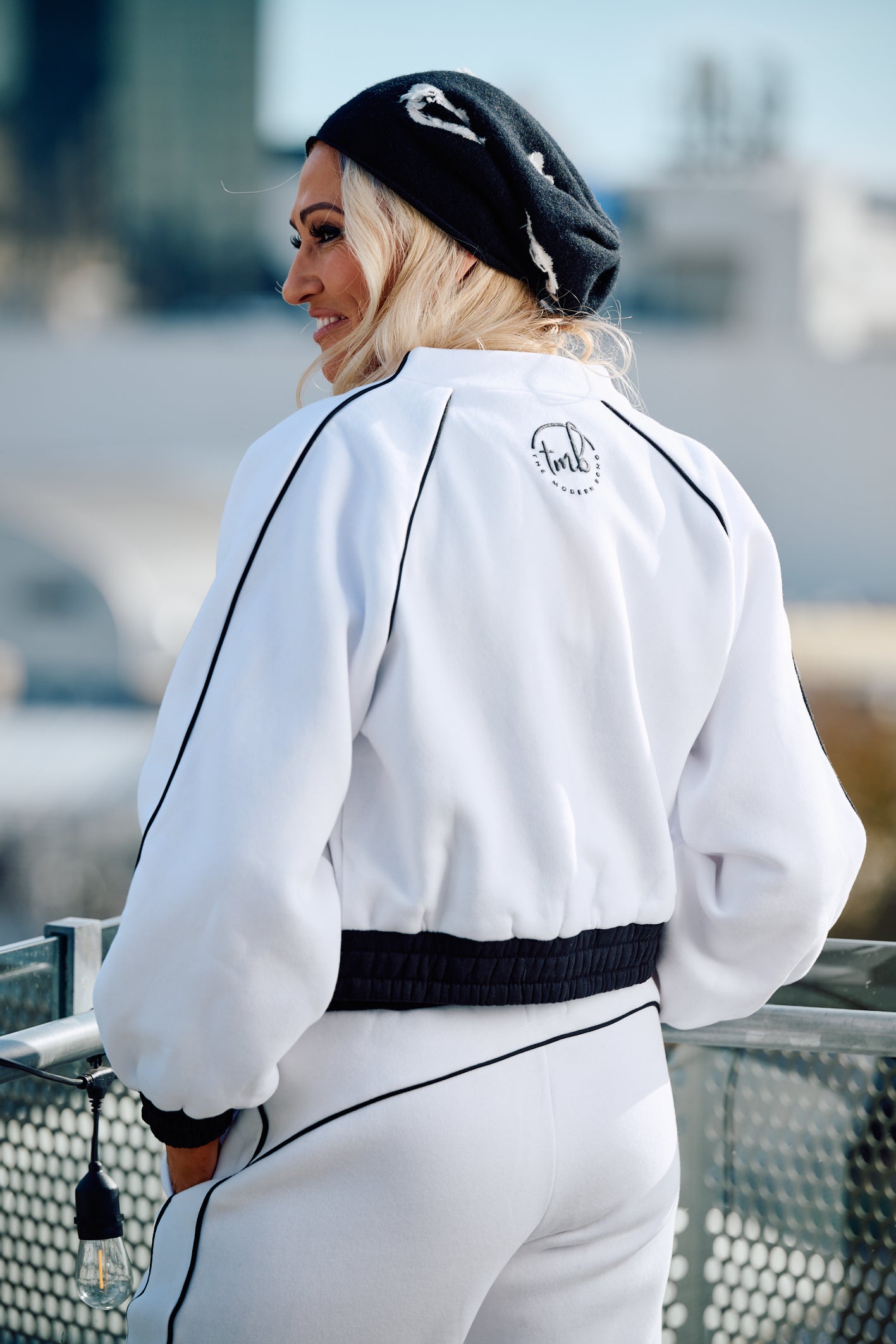 ESCAPADE  Leisure Tracksuit - White